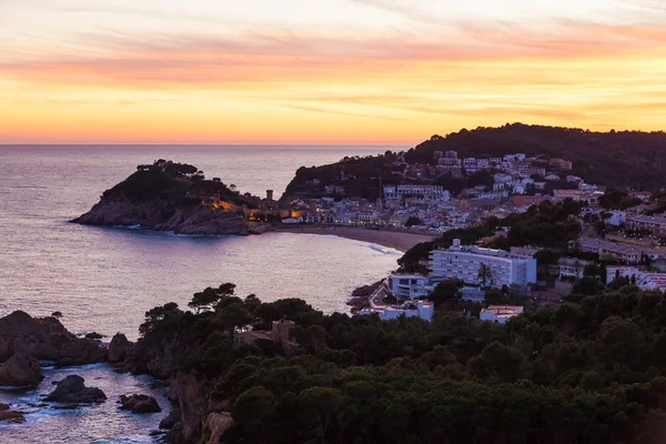 Tossa de Mar, Costa Brava, España. Vista al atardecer . —  Fotos de Stock