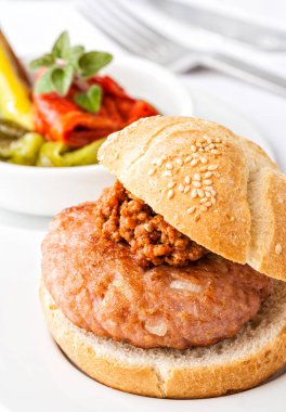 Lezzetli gurme hamburger.