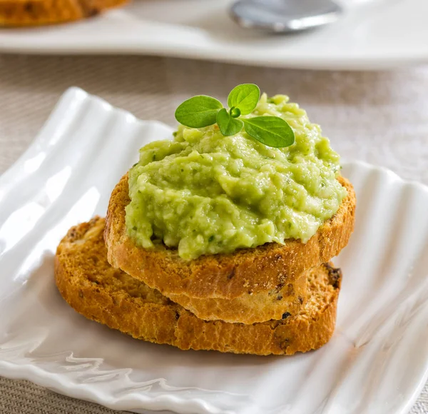 Taze guacamole Meksika yemeği — Stok fotoğraf