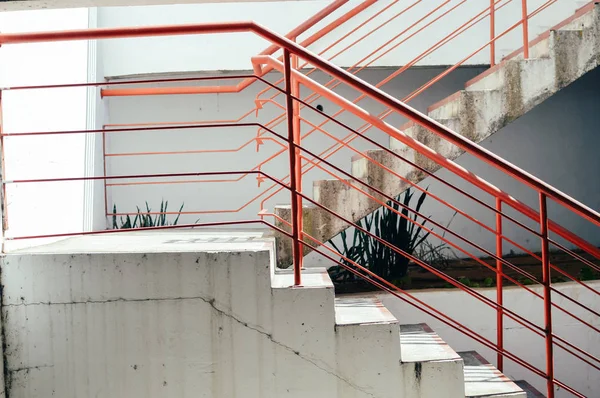 Abstrakte Fluchttreppe Zugang Für Menschen Grau Strukturierte Farbe Leer Treppe — Stockfoto