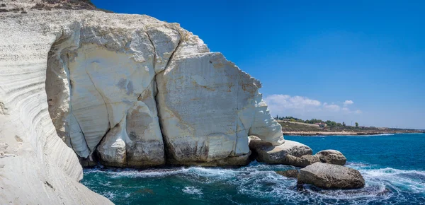 Rosh Hanikra Park beyaz kayalar 