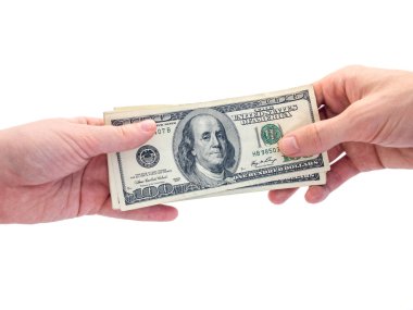Beyaz bir arka planda izole edilmiş Amerikan doları ve elleri. Para ver. Borcunu öde. Öde. Banknotlar ve eller. İş ve finans.