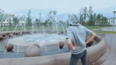 Park spor için kız gider