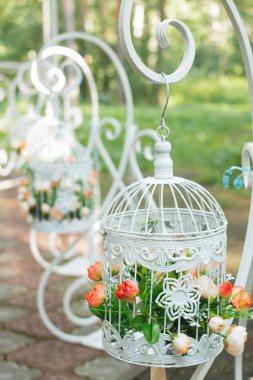 güzel düğün buketi ve halkalar