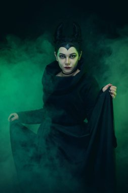 Maleficent şeytani - yıldızı