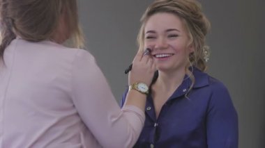 Makyöz işe stüdyosunda