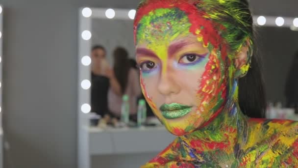 Dívka art make-up akvarel — Stock video