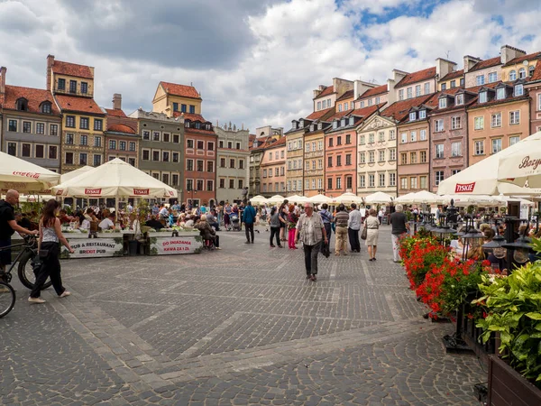 Głównym placu Starego Miasta w Warszawie — Zdjęcie stockowe