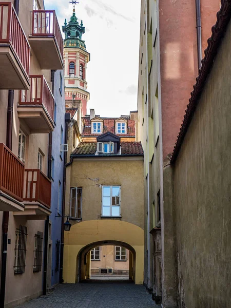 Historické ulice starého města ve Varšavě — Stock fotografie