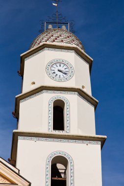 Agerola Saint Peter Kilise çan kulesi