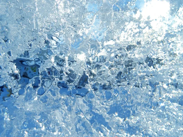 Ghiaccio colorato. Struttura astratta del ghiaccio. Sfondo della natura . — Foto Stock