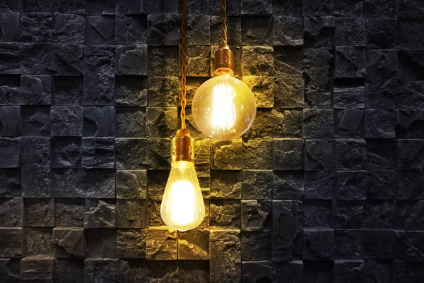 Beleuchtungsanlagen in Innenräumen mit dunklem Licht Bild Styl — Stockfoto