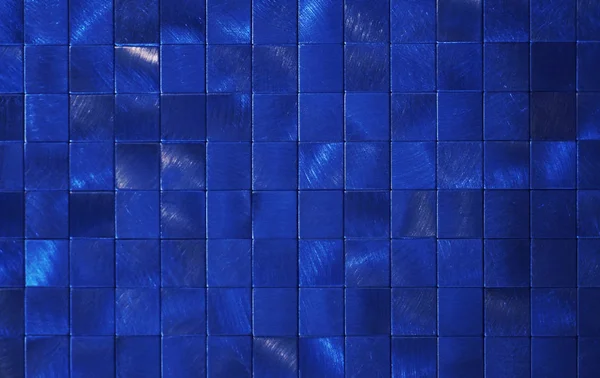 Primer plano de azulejos de color metálico azul — Foto de Stock