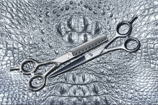 hairdressing different scissors on skin