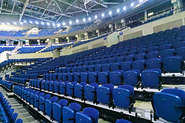 Interior de un estadio vacío —  Fotos de Stock