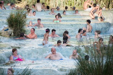 Yüzme ve rahatlatıcı turist