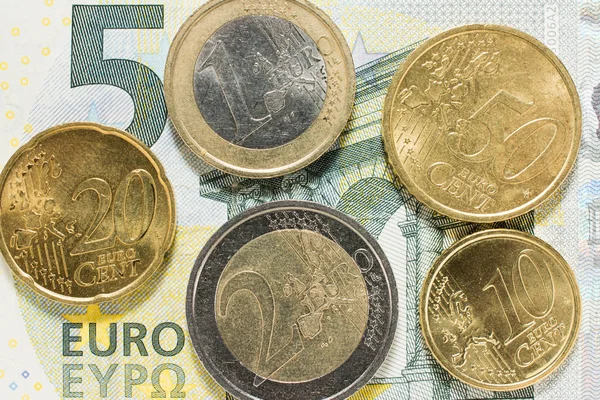 Szczegóły niektórych europejskich pieniędzy, makrofotografii — Zdjęcie stockowe