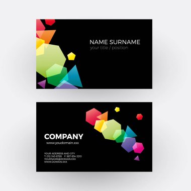 Vektör soyut geometrik gökkuşağı çokgenler siyah arka plan üzerine .