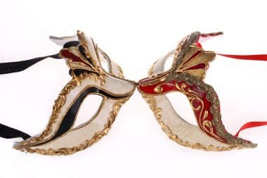 İzole Venedik Karnavalı maskeleri