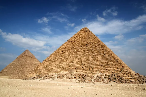 Pirâmides Giza Com Céu Azul Agradável — Fotografia de Stock
