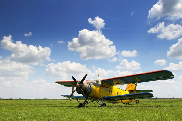 Avião Pulverizador Culturas Aeródromo — Fotografia de Stock