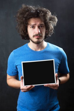 adam siyah holding yönetim kurulu