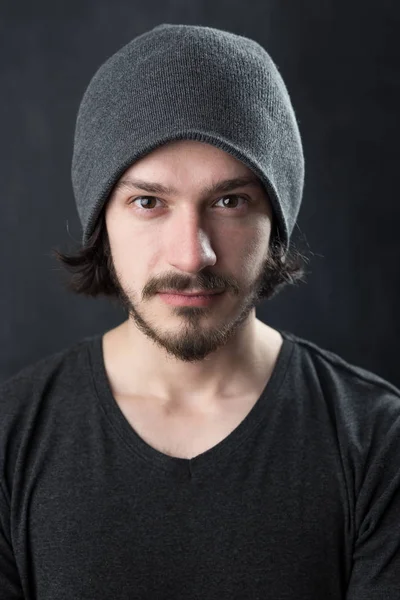 Hombre barbudo con sombrero — Foto de Stock