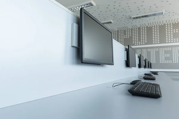 A számítógépek munkahelyi szoba — Stock Fotó
