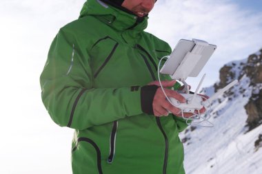 içinde robot Alp Kış erkek işleme