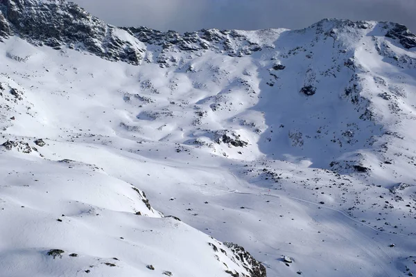 Estância de esqui em Alpes Franceses — Fotografia de Stock