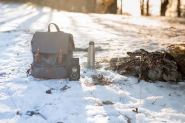 Sırt çantası ve kamera hiking
