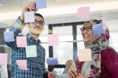 Office farklı iş takım