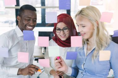 yaratıcı başlangıç iş adamları