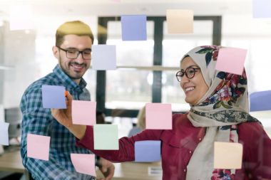 İş adamları toplantım var.