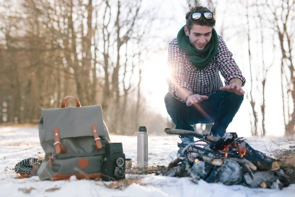 Knappe Kaukasische scout man — Stockfoto