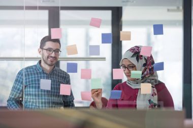 Office farklı iş takım