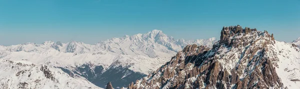 Panorama Paisagem Alpina Coberta Neve — Fotografia de Stock