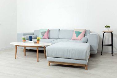 En az daire Sökülüp takılması