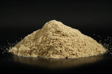 Paddy siyah sahnesinde