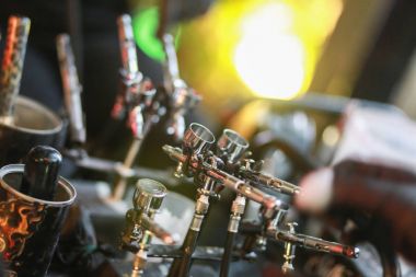 Tüyler vücut boya tabancası