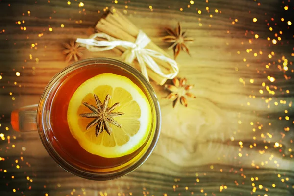 Christmas mulled wine with oranges and spices — Stock Photo, Image