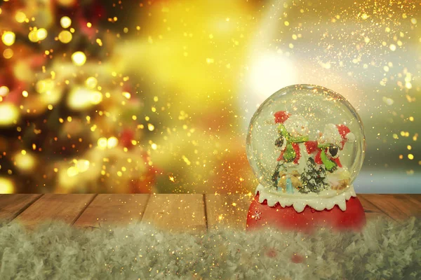 Χριστουγεννιάτικη χιονόμπαλα. Το νέο έτος — Φωτογραφία Αρχείου