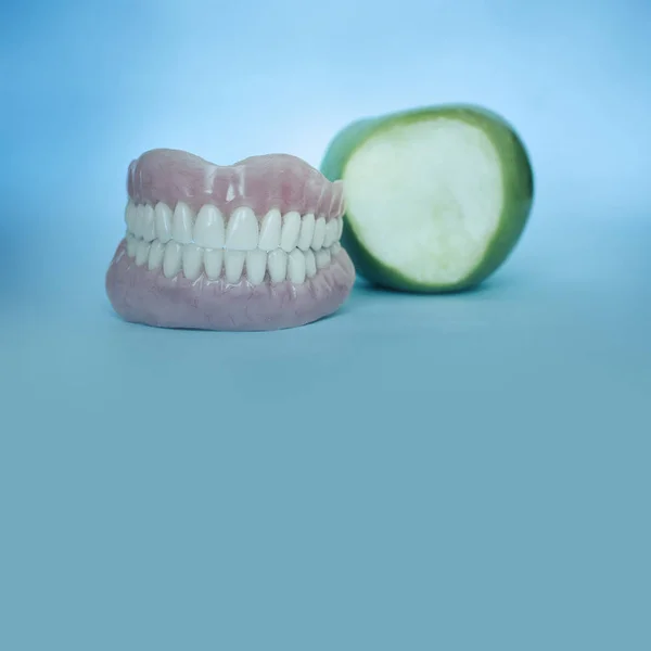 Strumenti dentali per il trattamento dentale — Foto Stock