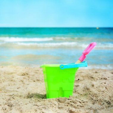 plastik çocuk oyuncakları kum plaj