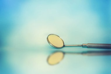 Diş tedavisi için diş aletleri