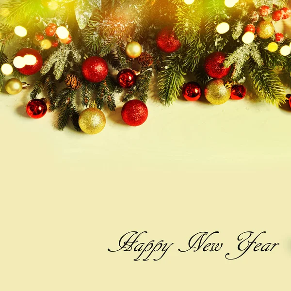 전나무와 반짝이 배경 장식 크리스마스 카드 — 스톡 사진