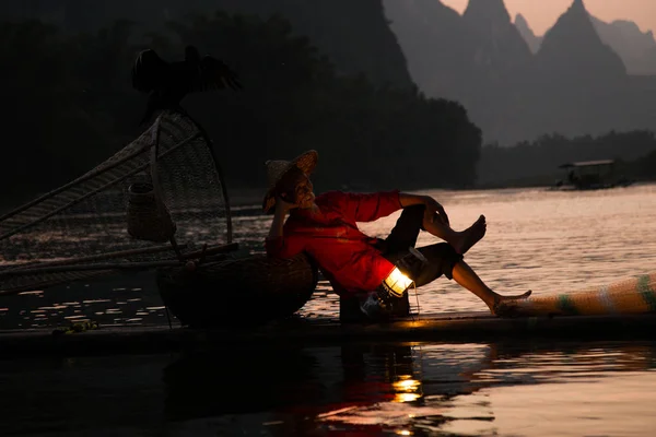 Pêcheurs sur la rivière Li — Photo