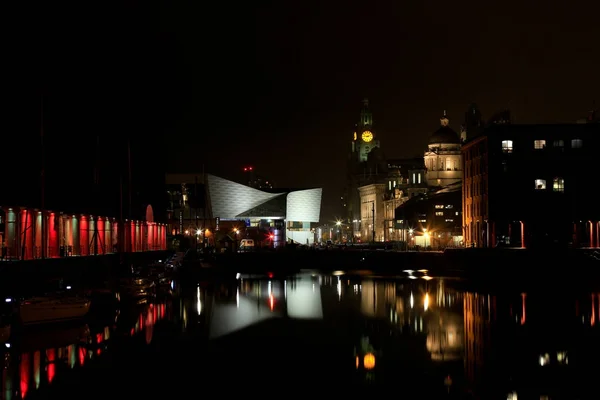 Leverpool albert dock — Stockfoto