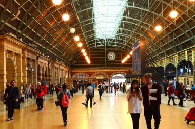 Sydney Merkez Tren İstasyonu
