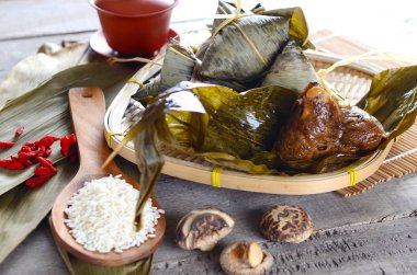 Çin pirinç hamur tatlısı